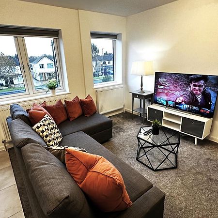 Walnut Flats-F4, 2-Bedroom With Ensuite - Parking, Netflix, Wifi - Close To Oxford, Bicester & Blenheim Palace Kidlington Exterior foto