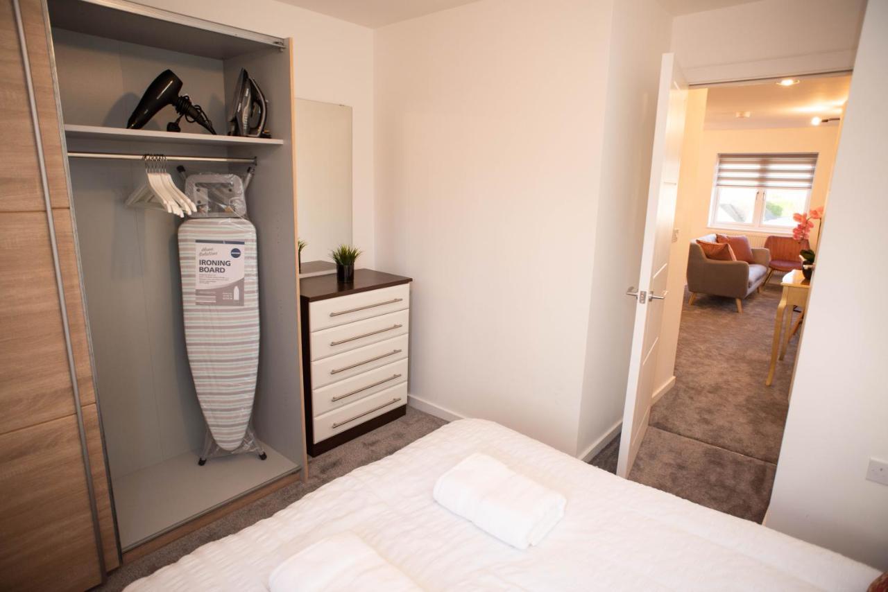 Walnut Flats-F4, 2-Bedroom With Ensuite - Parking, Netflix, Wifi - Close To Oxford, Bicester & Blenheim Palace Kidlington Exterior foto